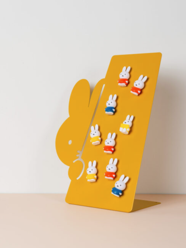 Miffy Peek-a-boo Magnet board Yellow