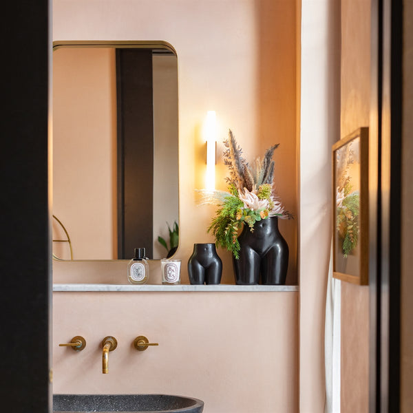 Small Body Vase Black